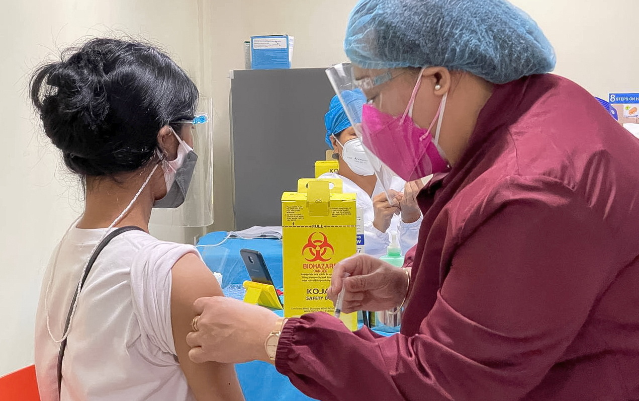 Вакцинация от коронавируса детей в 2021 и в 2022 году